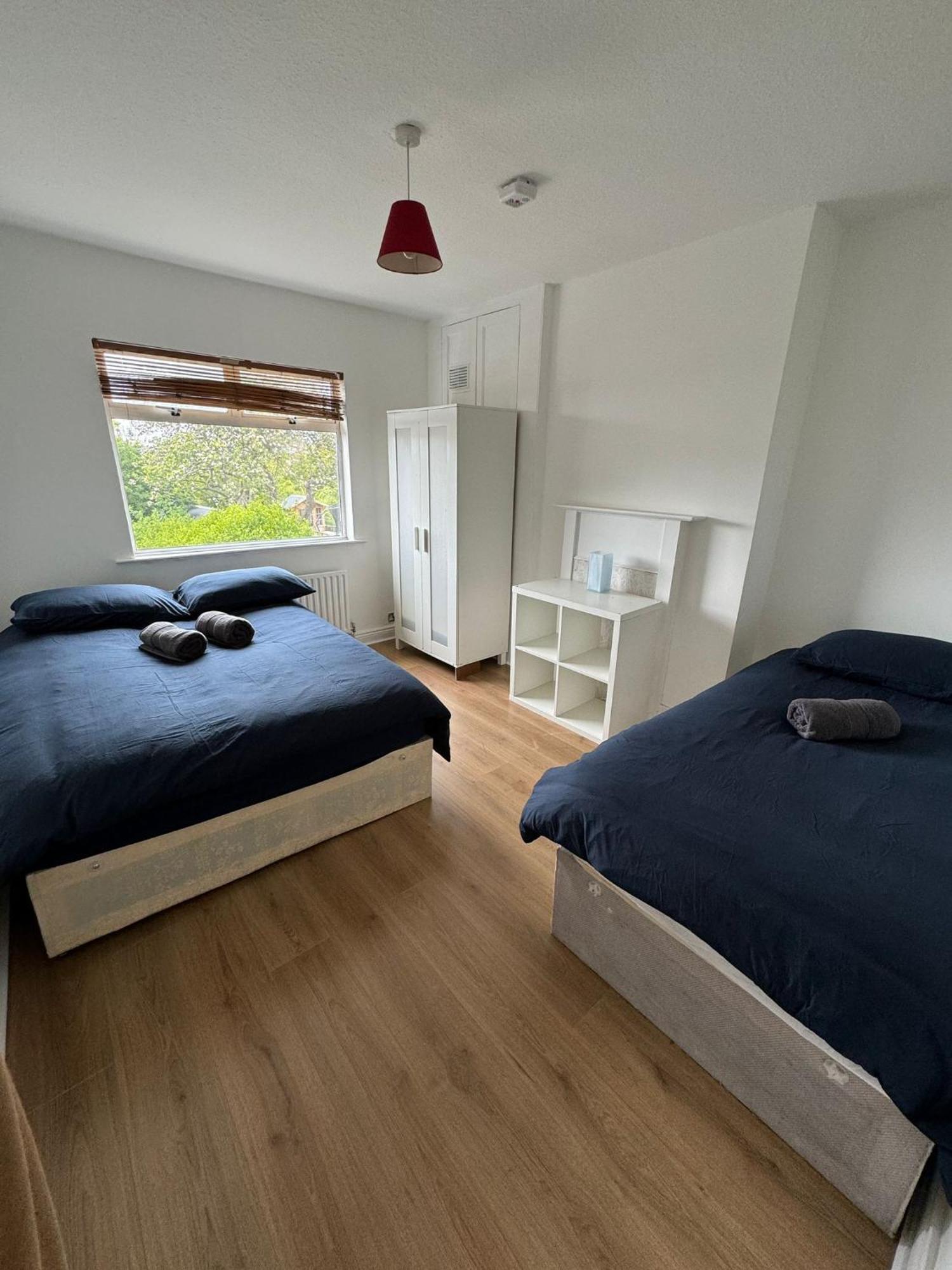 Nice Triple Room At 2 Iveragh Rd-6 Dublin Exterior photo